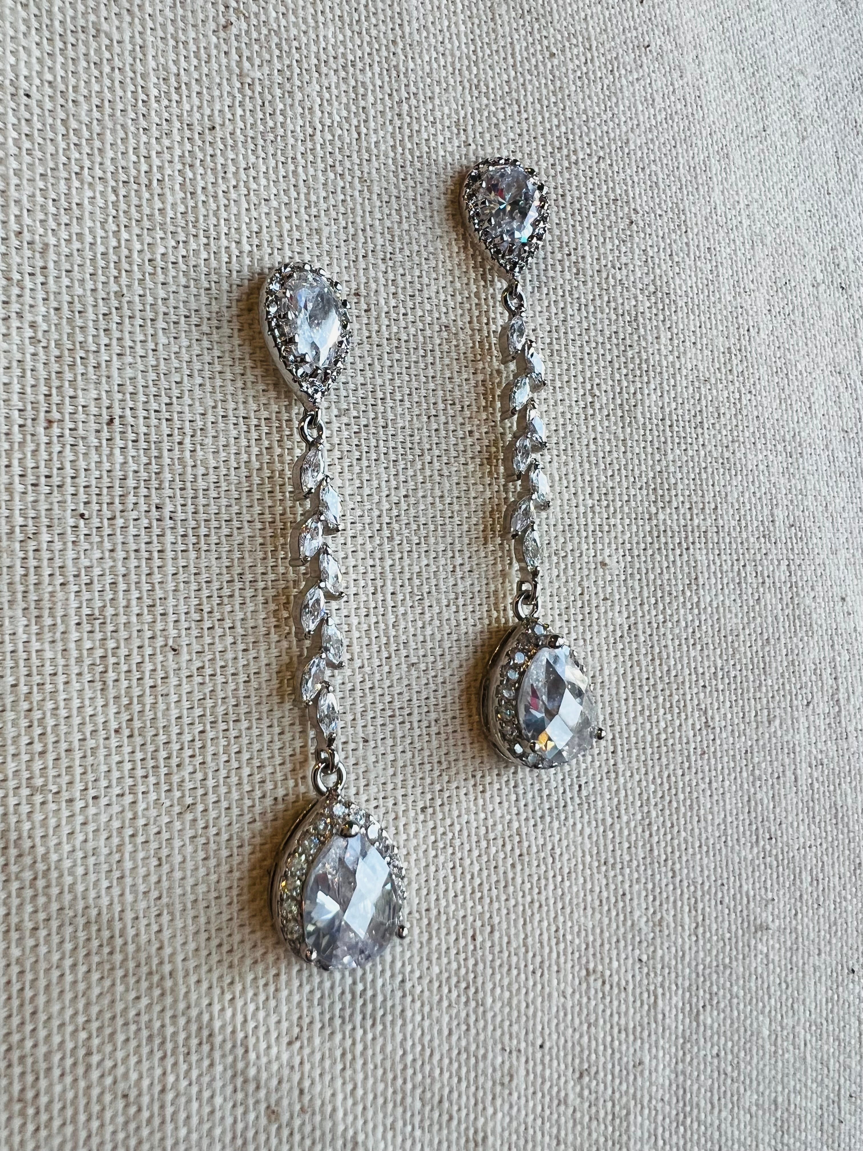 Silver Vintage Zirconia Dangle Drop Earrings