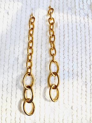 Sleek Gold Chain Link Earrings